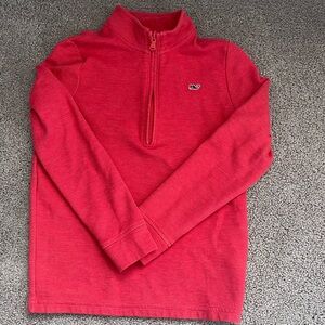 Boys Small Vineyard Vines 3/4 sleeve top. Great for spring!
